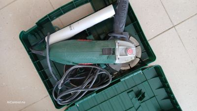 Bosch pws 720-115 Angle grinder - €75 with diamond disc
